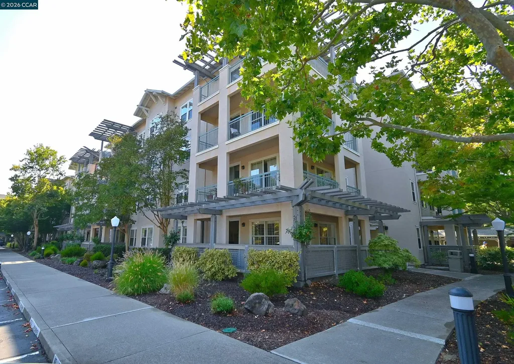 1840 Tice Creek Drive Walnut Creek CA 94595