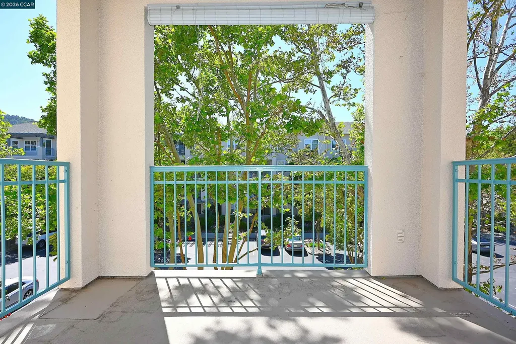 1840 Tice Creek Drive Walnut Creek CA 94595