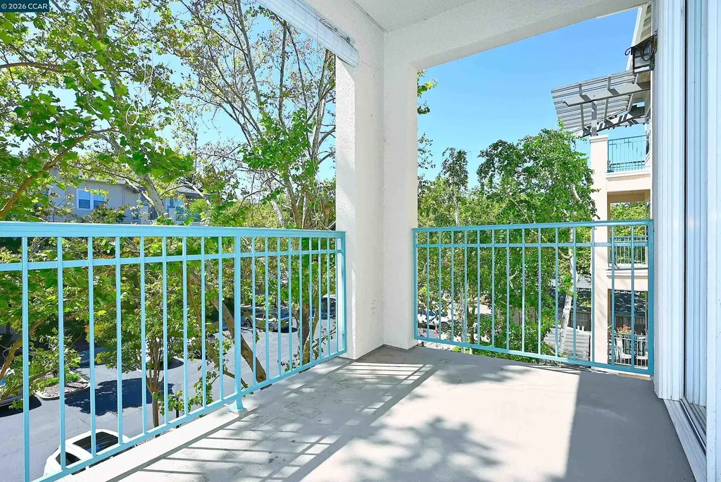 1840 Tice Creek Drive Walnut Creek CA 94595