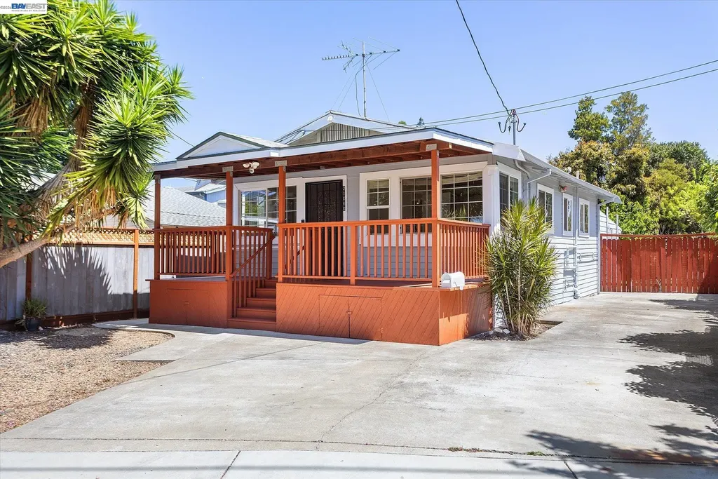 21060 Western Boulevard Hayward CA 94541