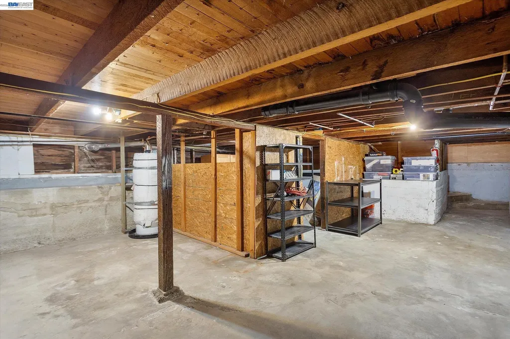 21060 Western Boulevard Hayward CA 94541