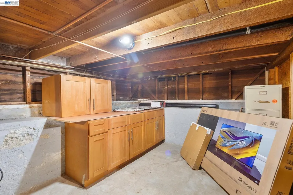 21060 Western Boulevard Hayward CA 94541