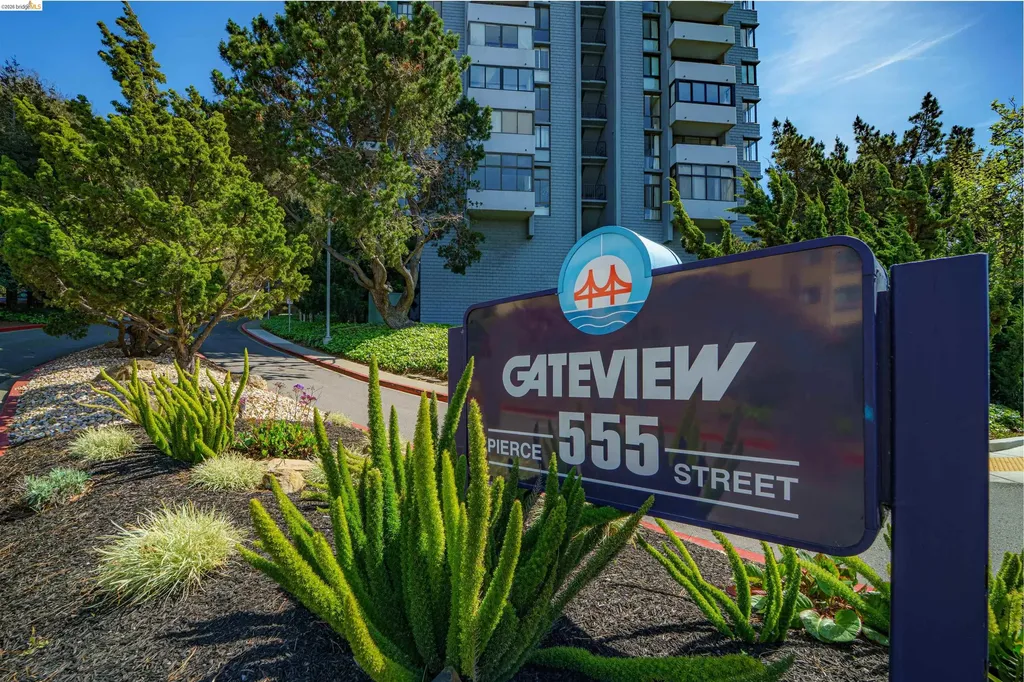 555 Pierce Street Albany CA 94706