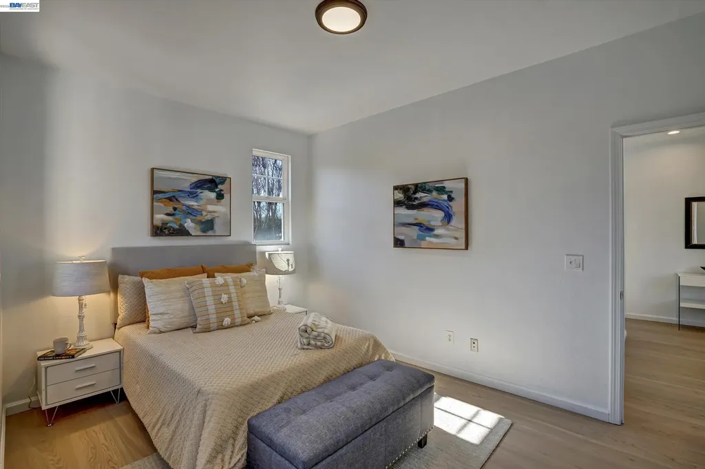 530 Cottage Park Drive Hayward CA 94544