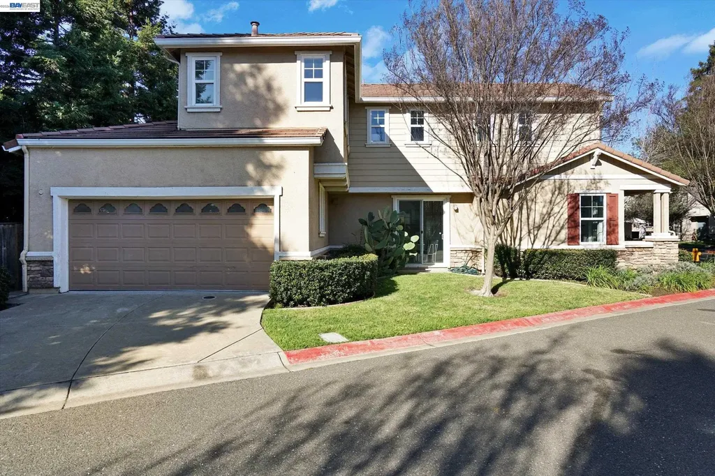 530 Cottage Park Drive Hayward CA 94544