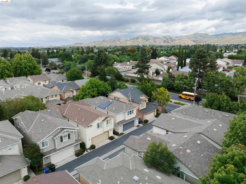 91 Olmsted Court Pittsburg CA 94565
