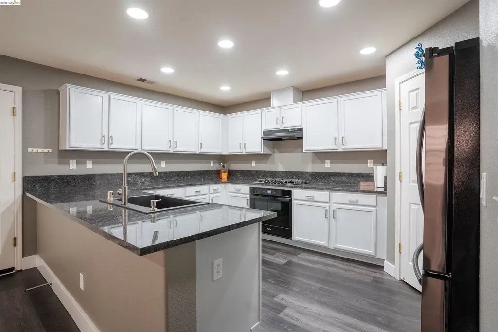 91 Olmsted Court Pittsburg CA 94565
