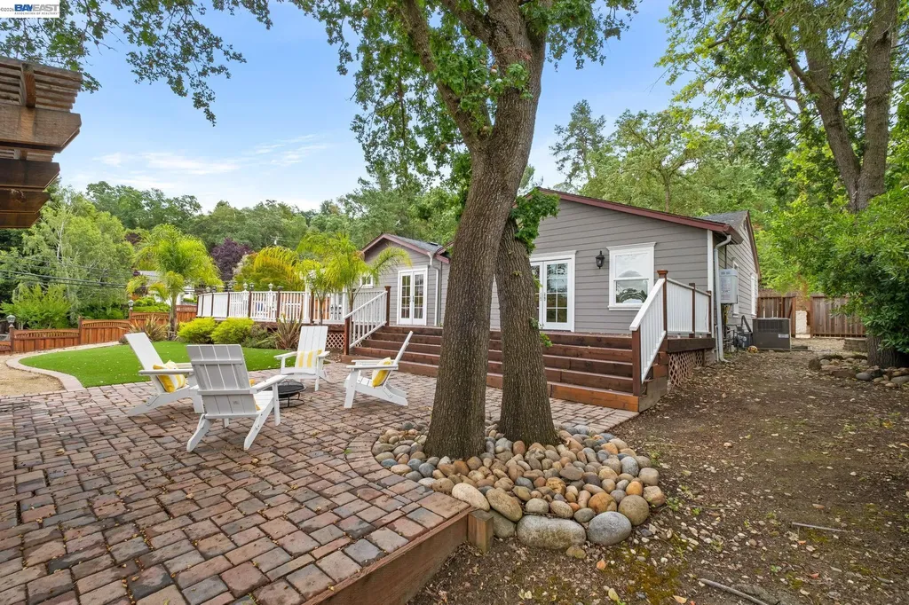 11 Rudgear Drive Walnut Creek CA 94596