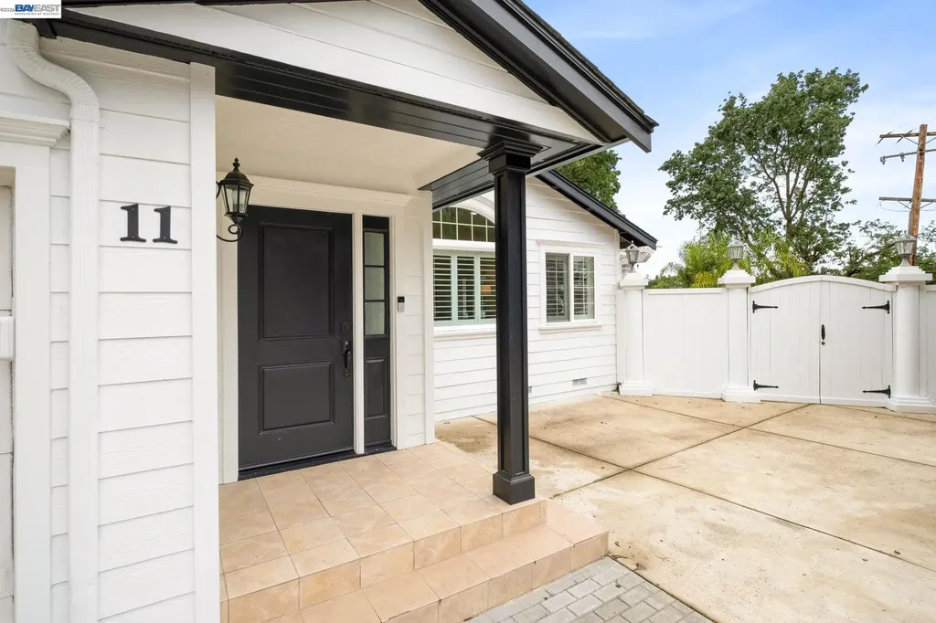11 Rudgear Drive Walnut Creek CA 94596