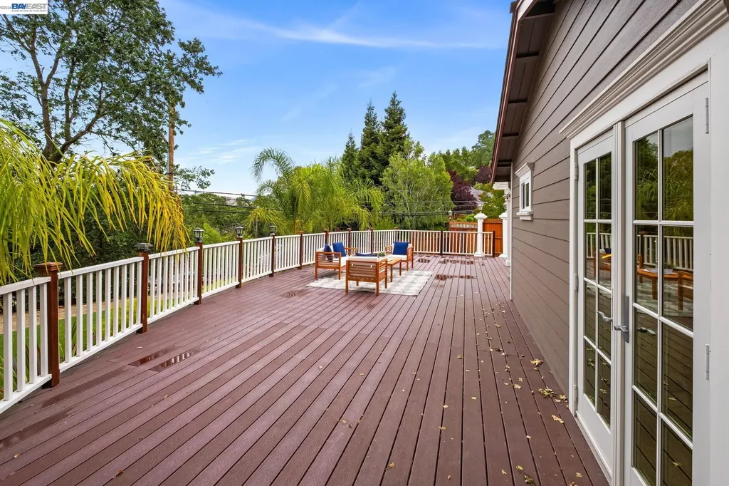 11 Rudgear Drive Walnut Creek CA 94596