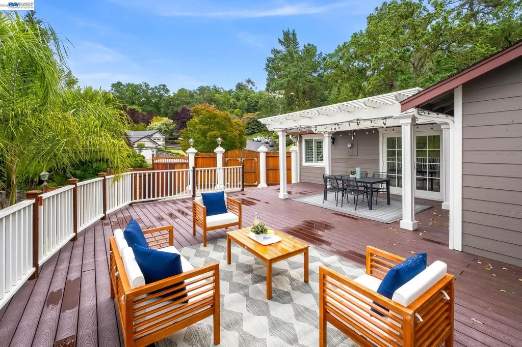 11 Rudgear Drive Walnut Creek CA 94596