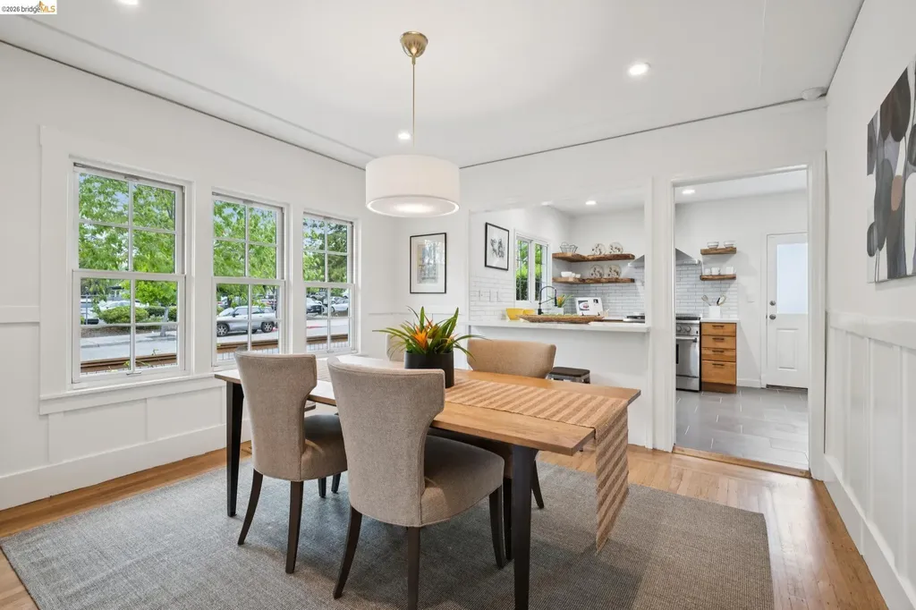 1908 Blake Street Berkeley CA 94704