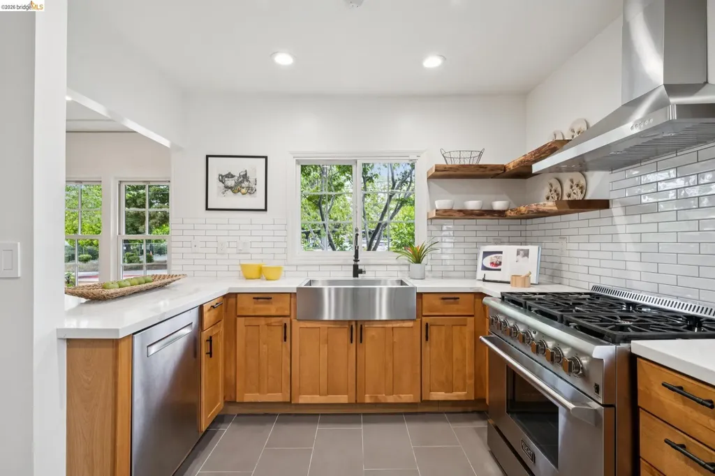 1908 Blake Street Berkeley CA 94704