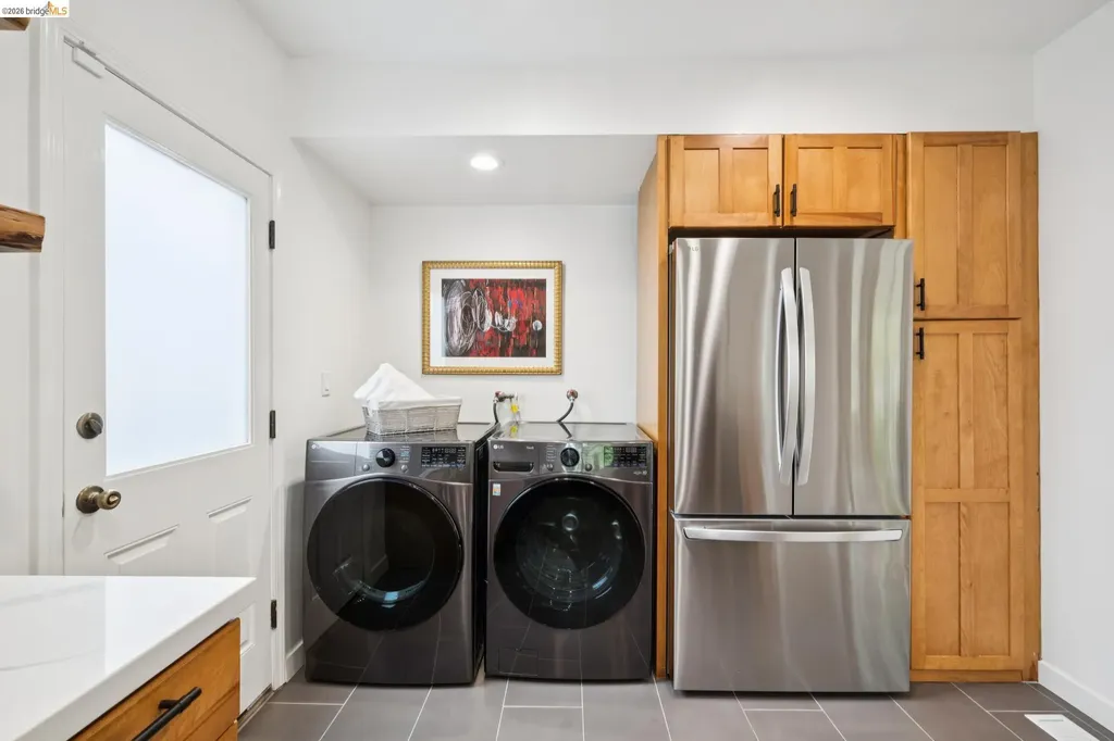 1908 Blake Street Berkeley CA 94704