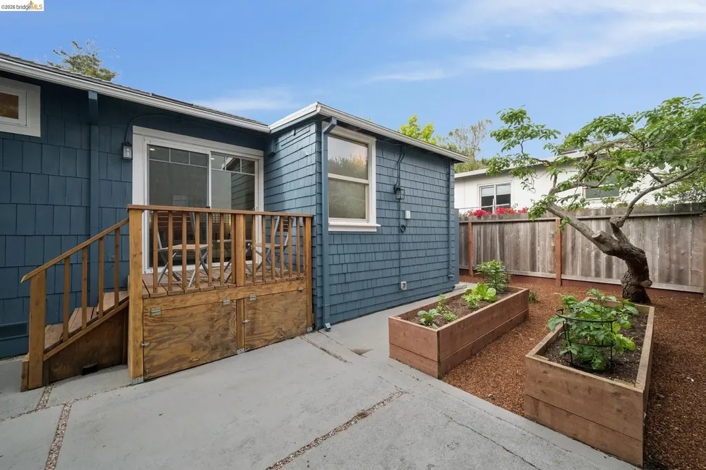 1908 Blake Street Berkeley CA 94704