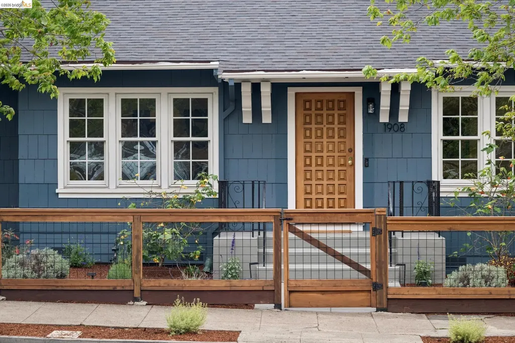 1908 Blake Street Berkeley CA 94704