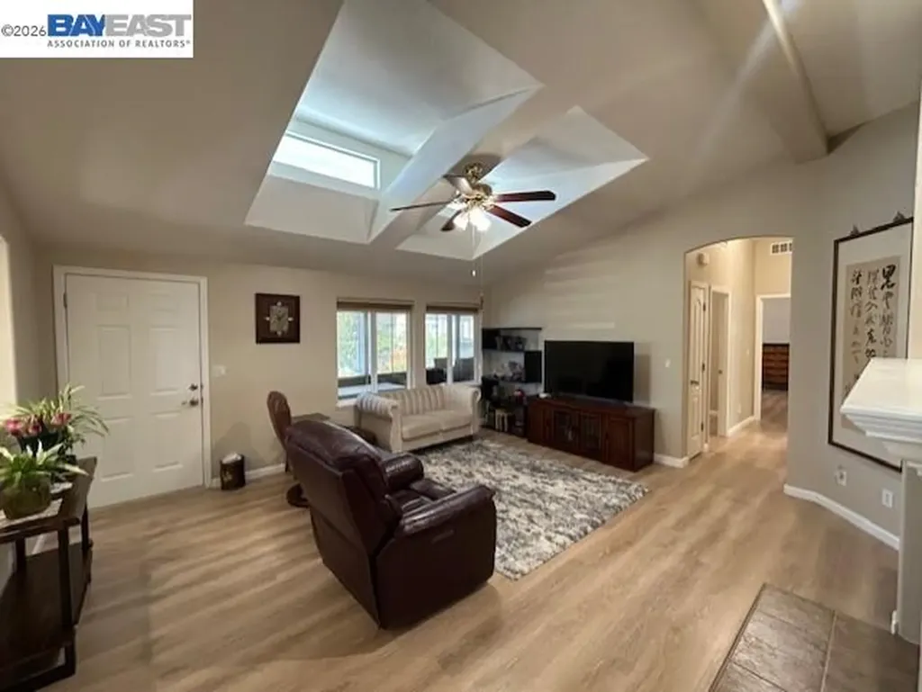 1200 Winton Hayward CA 94545