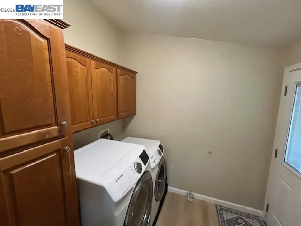 1200 Winton Hayward CA 94545
