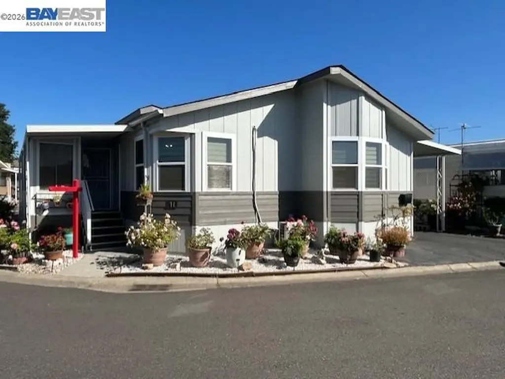 1200 Winton Hayward CA 94545