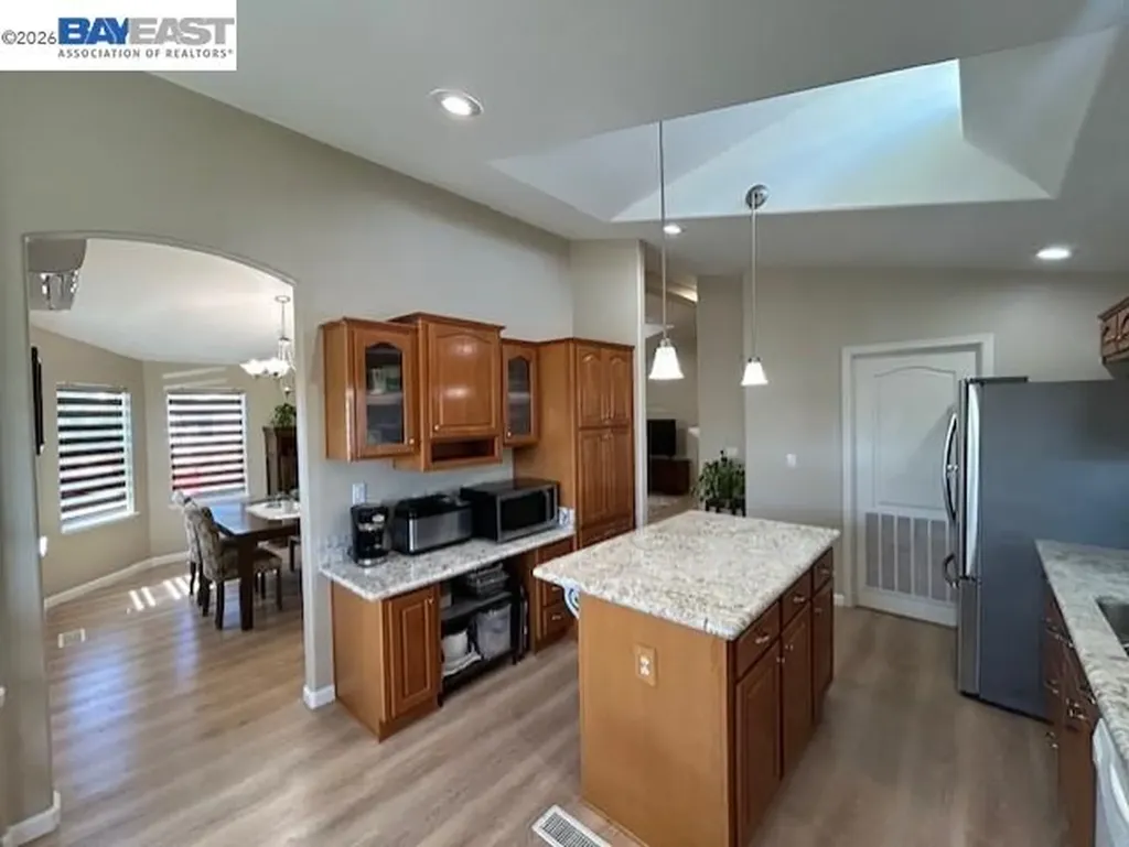 1200 Winton Hayward CA 94545