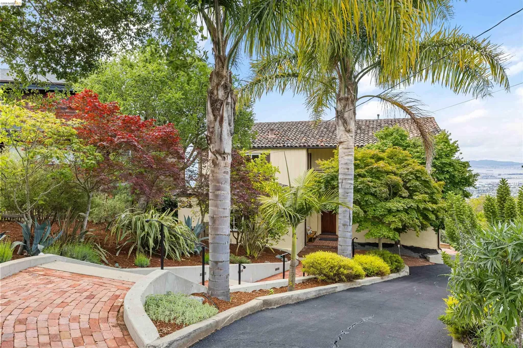 1530 Campus Drive Berkeley CA 94708