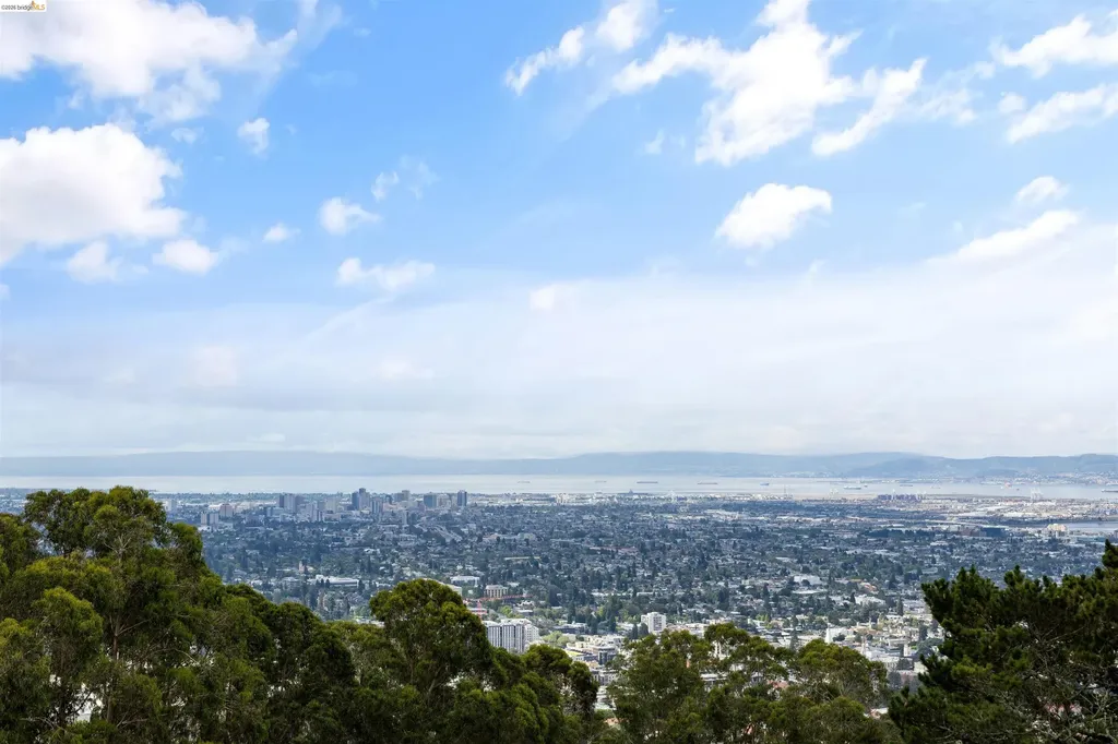 1530 Campus Drive Berkeley CA 94708