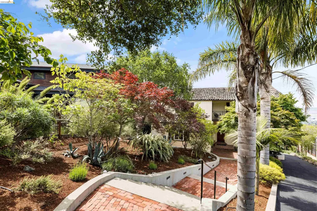 1530 Campus Drive Berkeley CA 94708