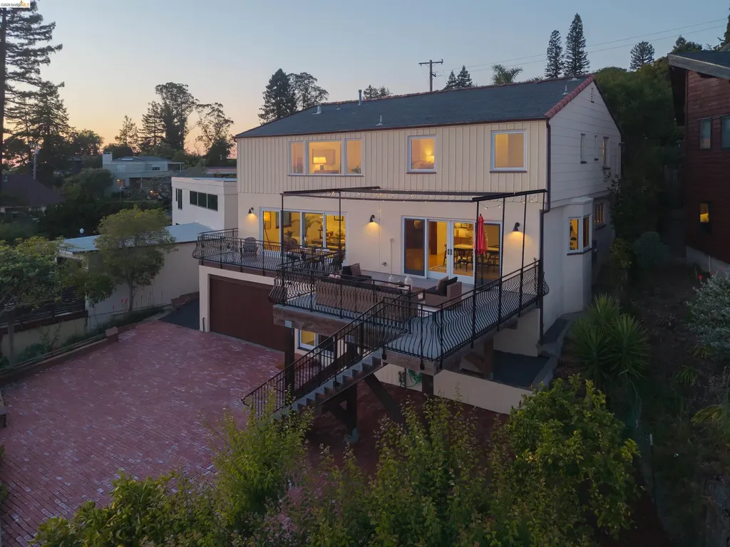 1530 Campus Drive Berkeley CA 94708