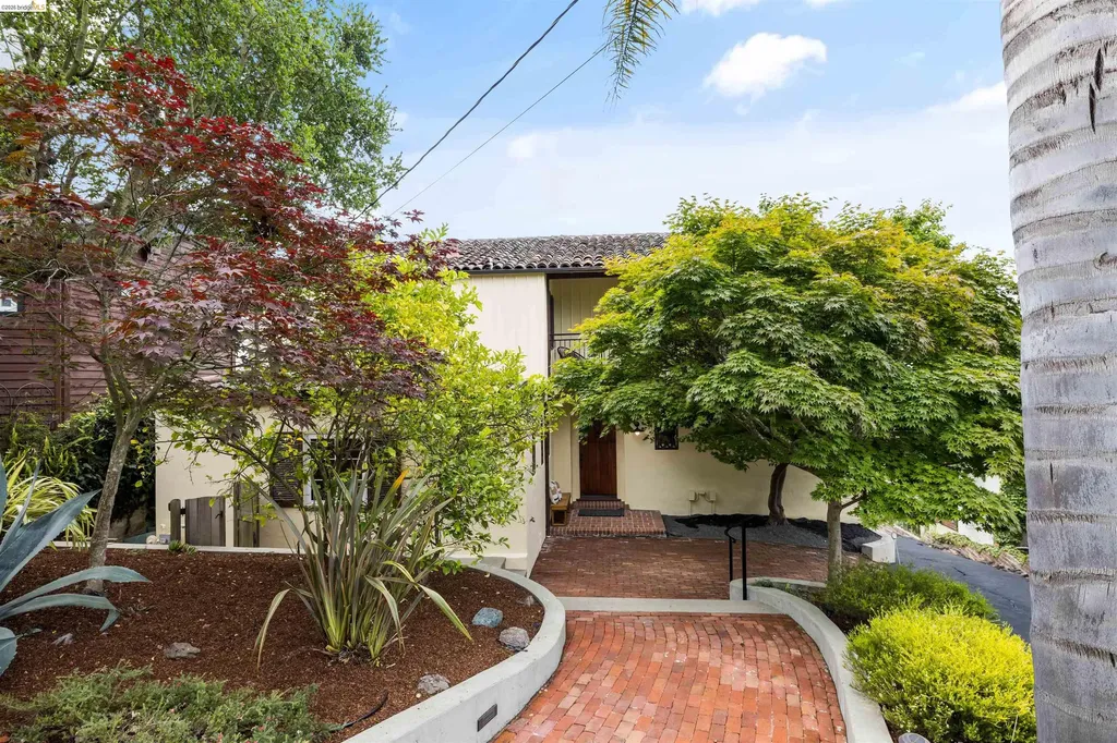 1530 Campus Drive Berkeley CA 94708