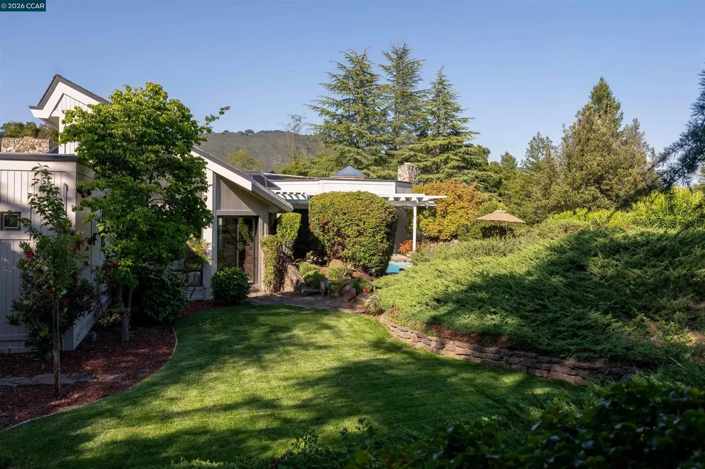 2305 Saddleback Drive Danville CA 94506