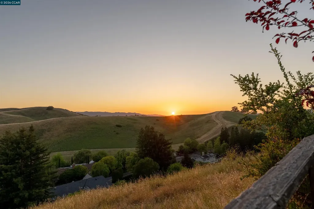 2305 Saddleback Drive Danville CA 94506