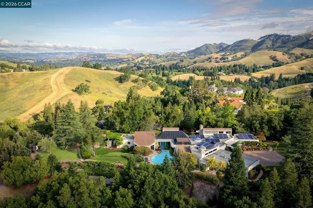 2305 Saddleback Drive Danville CA 94506