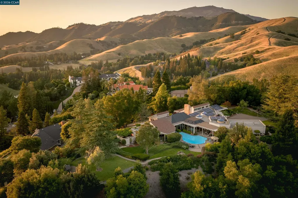 2305 Saddleback Drive Danville CA 94506