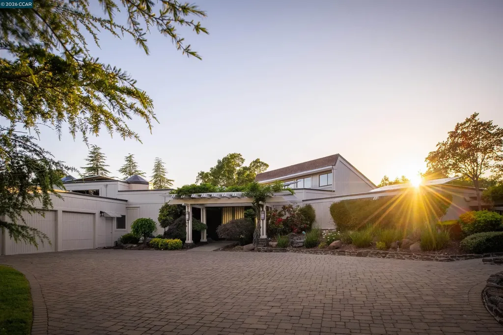 2305 Saddleback Drive Danville CA 94506