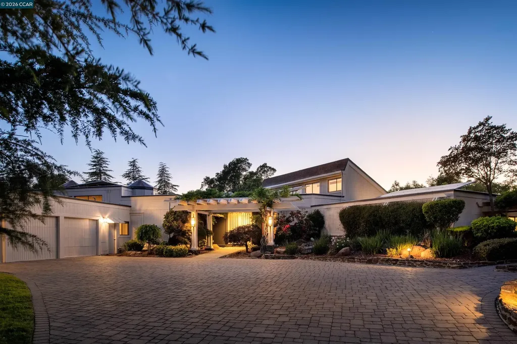 2305 Saddleback Drive Danville CA 94506