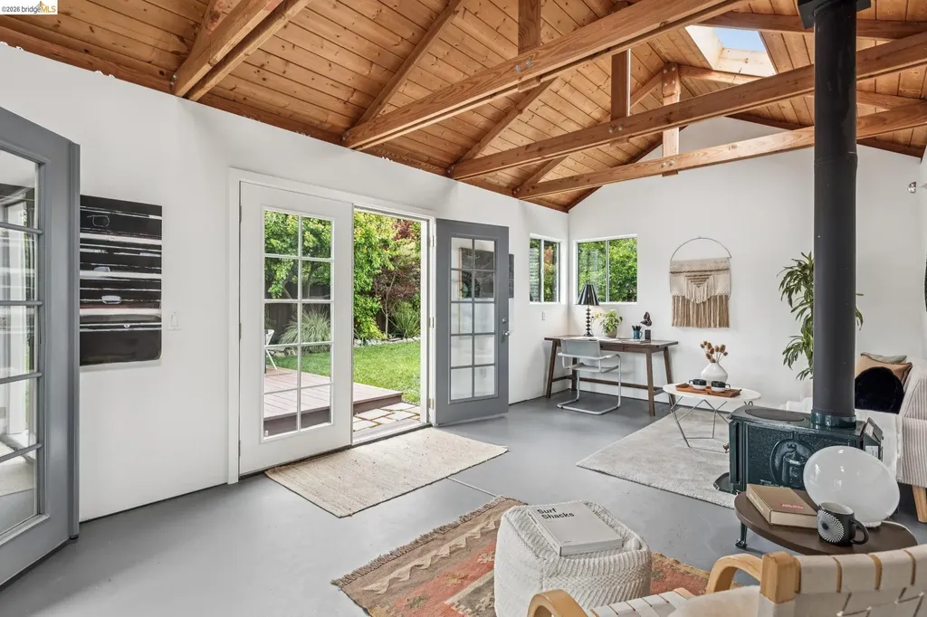 1733 Milvia Street Berkeley CA 94709