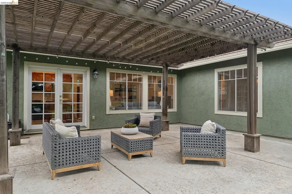 1130 Meadow Drive Livermore CA 94551