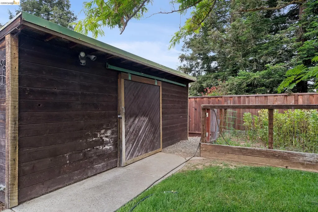 1130 Meadow Drive Livermore CA 94551