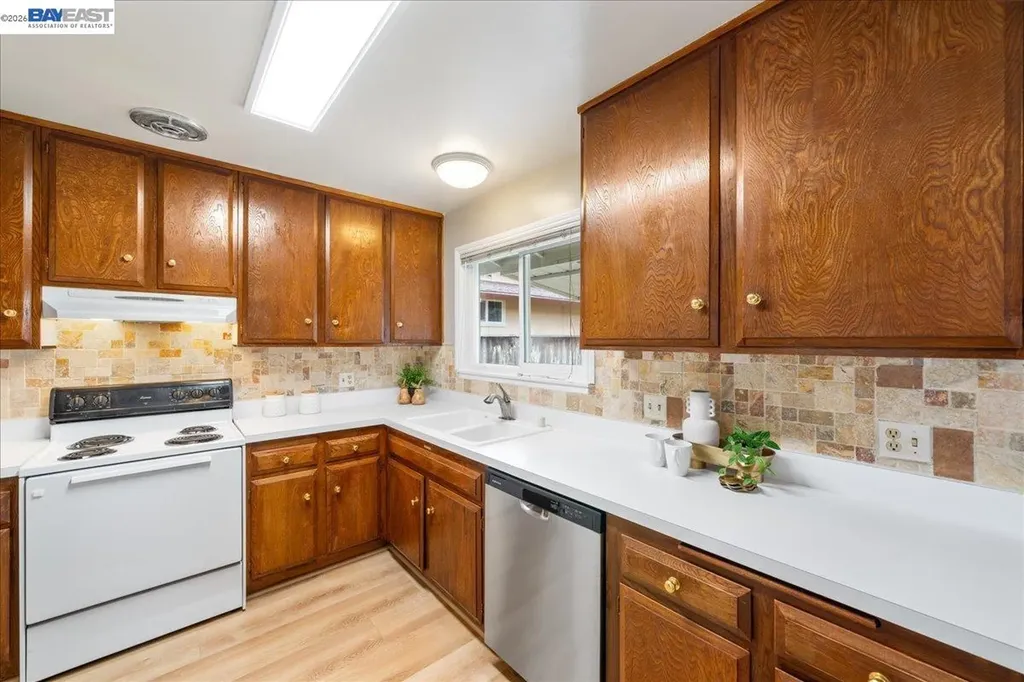 1572 Hollyhock Street Livermore CA 94551