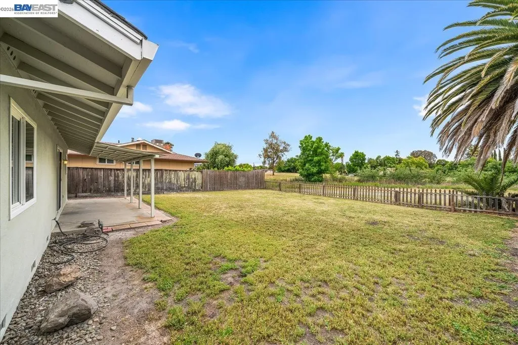 1572 Hollyhock Street Livermore CA 94551