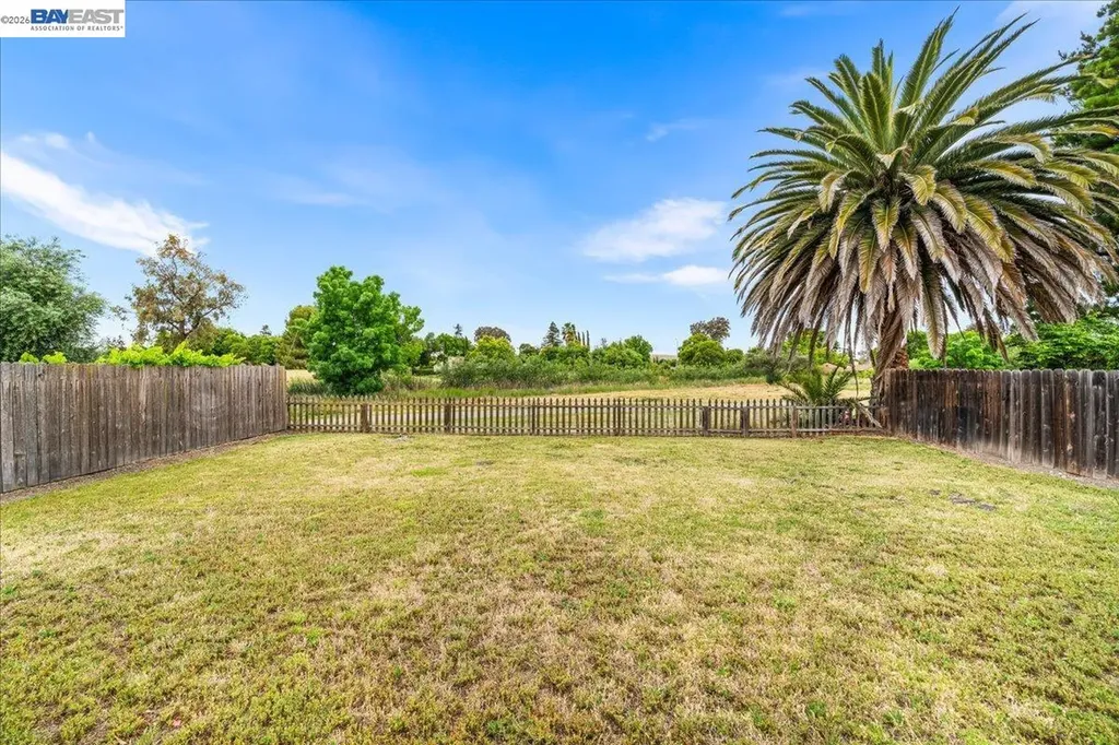 1572 Hollyhock Street Livermore CA 94551