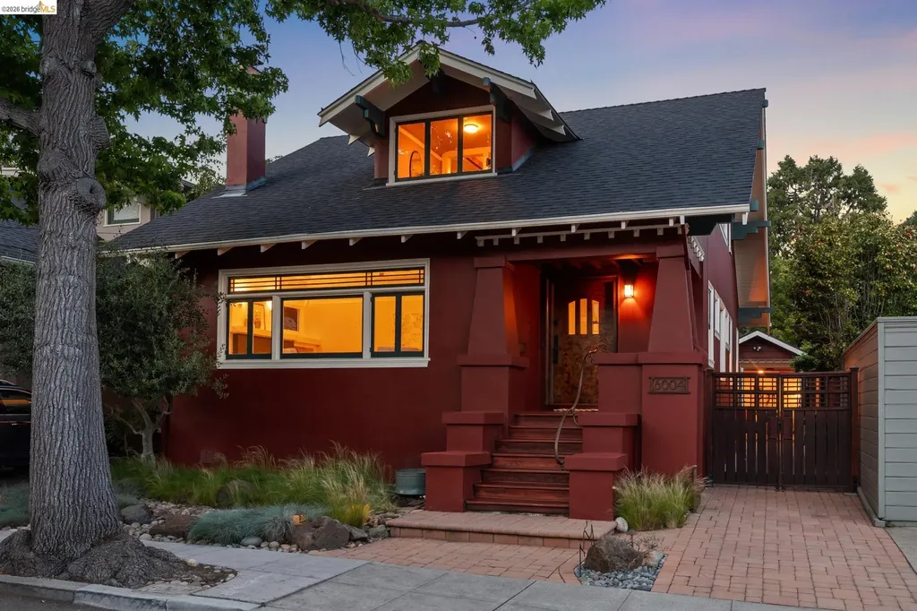 Oakland CA, 6004 Auburn Avenue