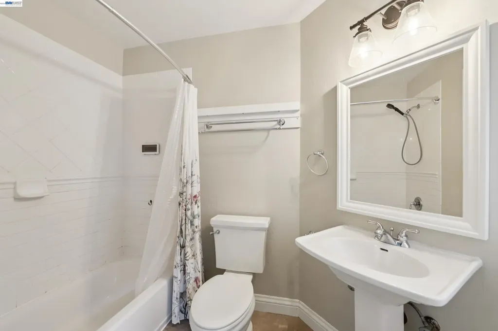 5400 Mountain Boulevard Oakland CA 94619