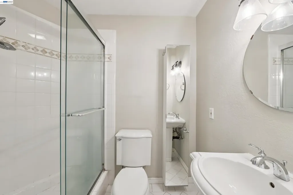 5400 Mountain Boulevard Oakland CA 94619