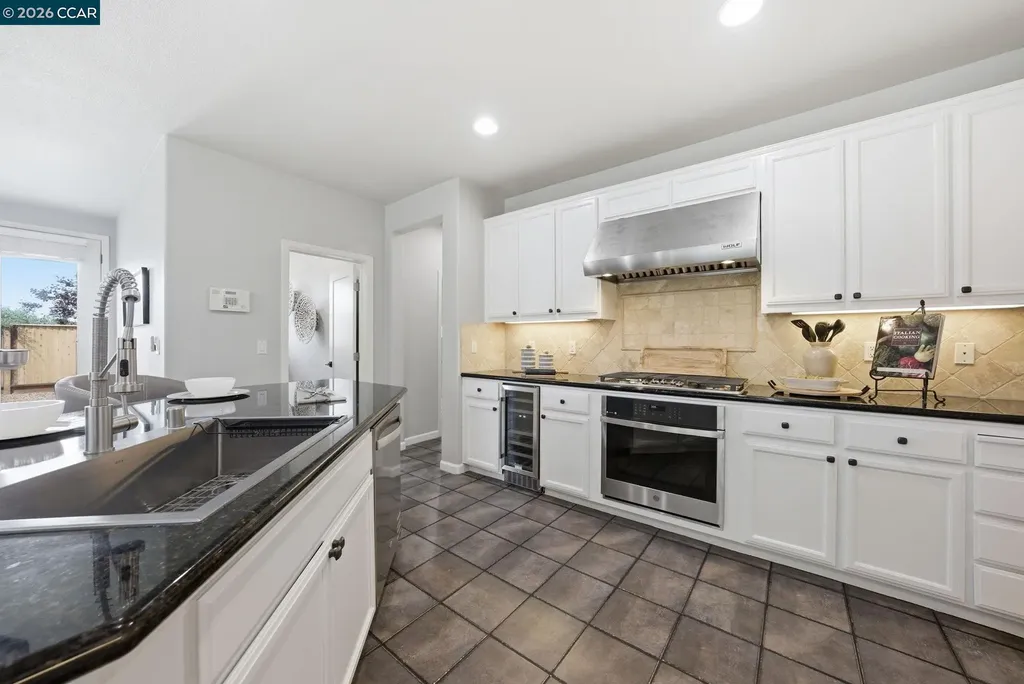1248 Oak Knoll Drive Concord CA 94521