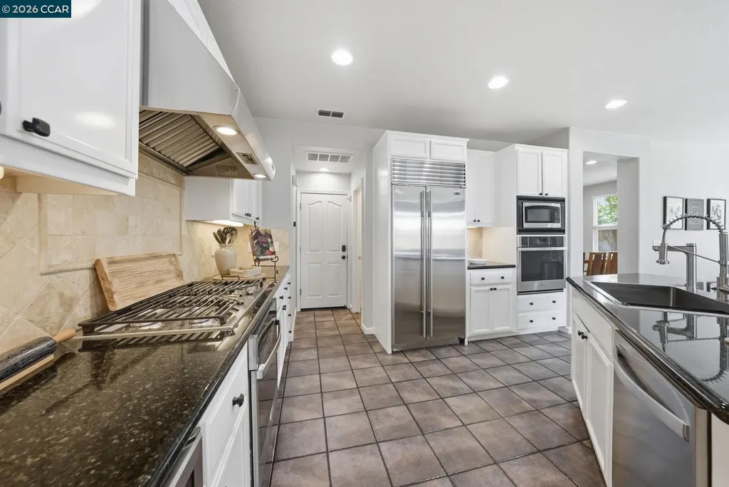 1248 Oak Knoll Drive Concord CA 94521