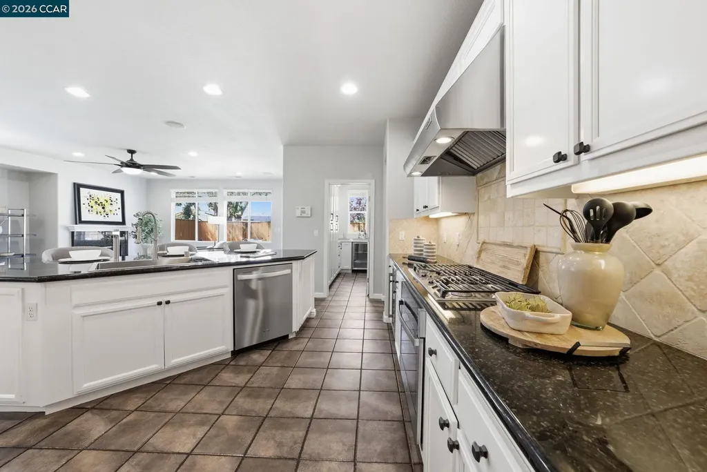 1248 Oak Knoll Drive Concord CA 94521