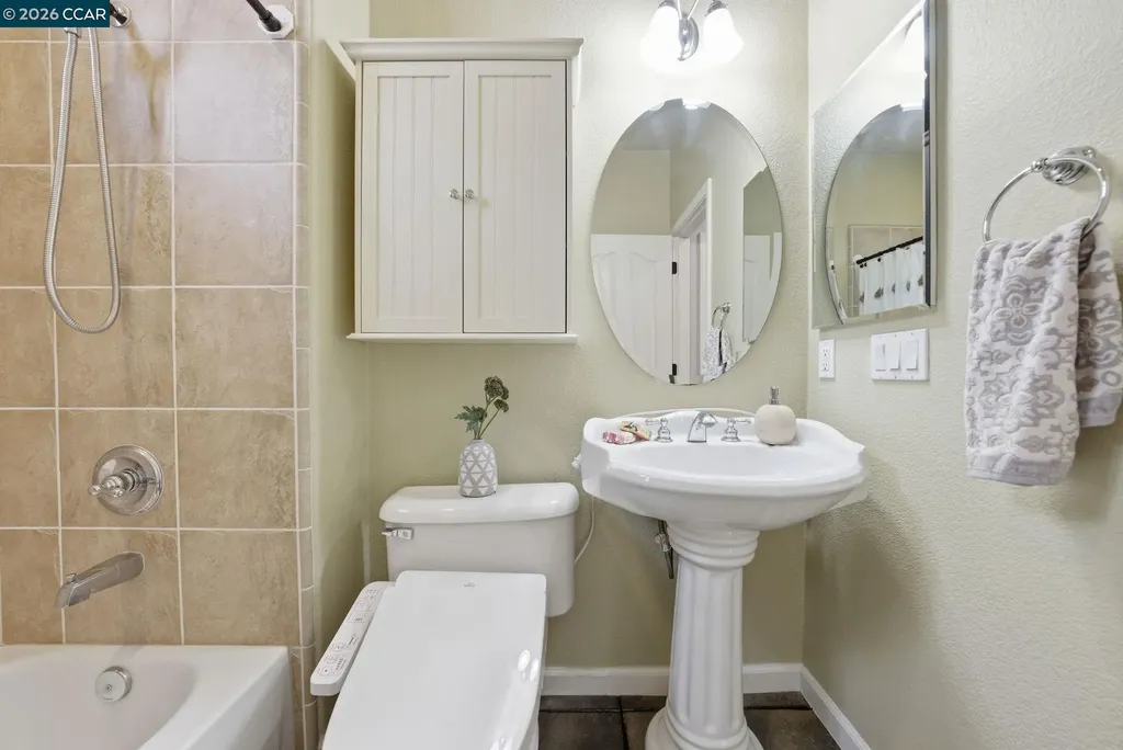 1248 Oak Knoll Drive Concord CA 94521