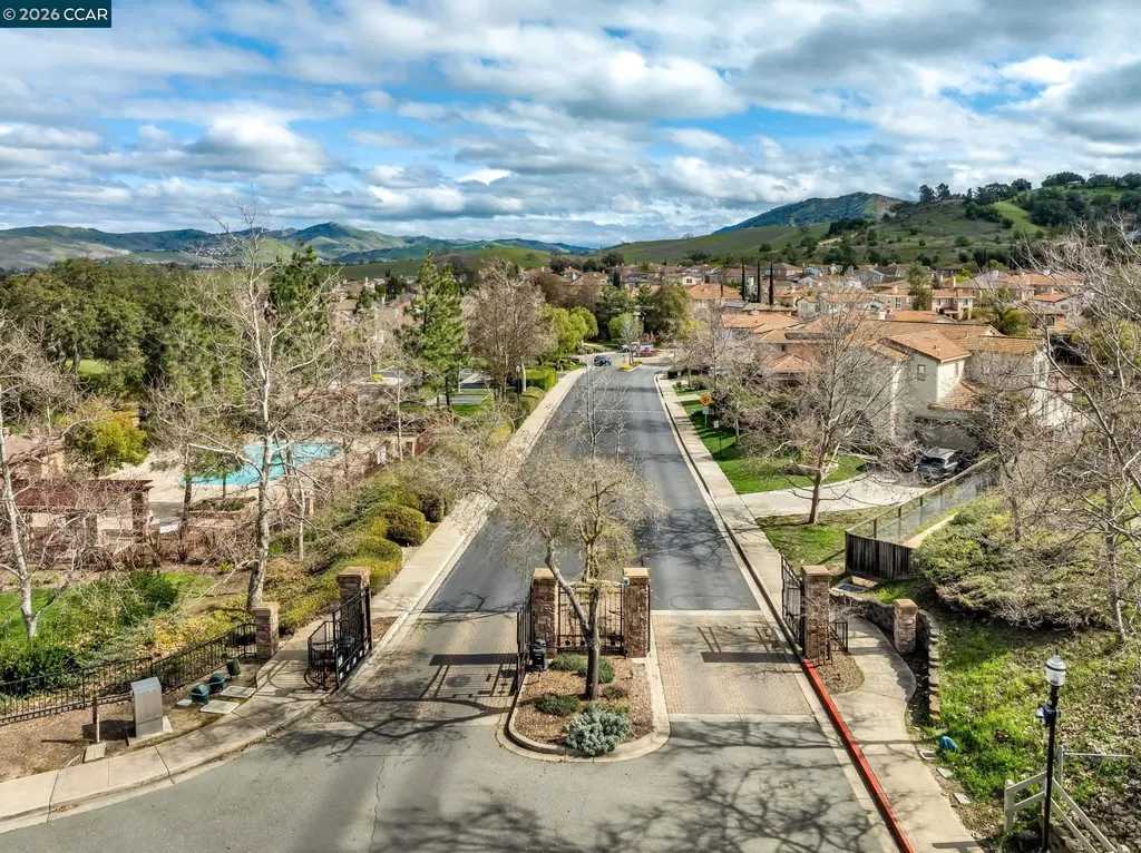 1248 Oak Knoll Drive Concord CA 94521