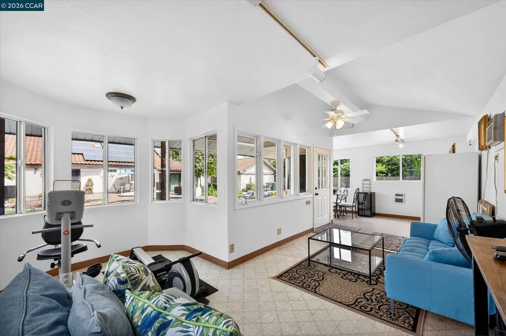 1675 Garnet Lane Concord CA 94519